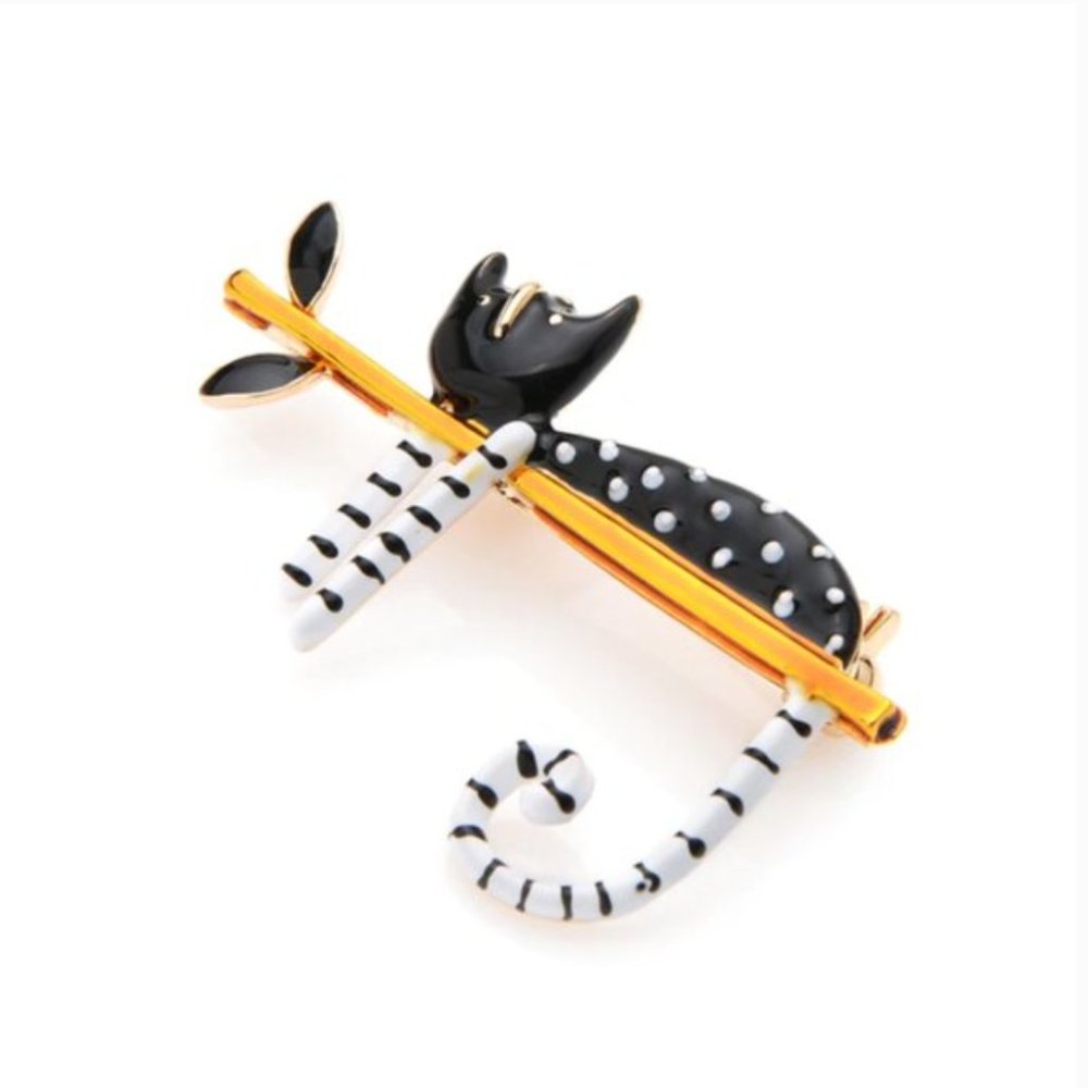 18K Gold Lazy Cat Brooch - Picture 3 of 16